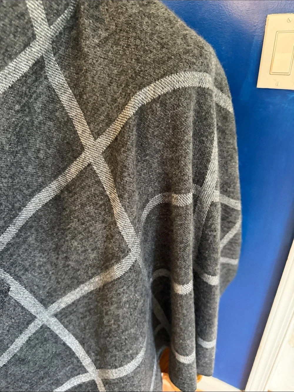 NWT RRC Redefined Gray Windowpane Open Front Wrap Polyester Cardigan/Shawl